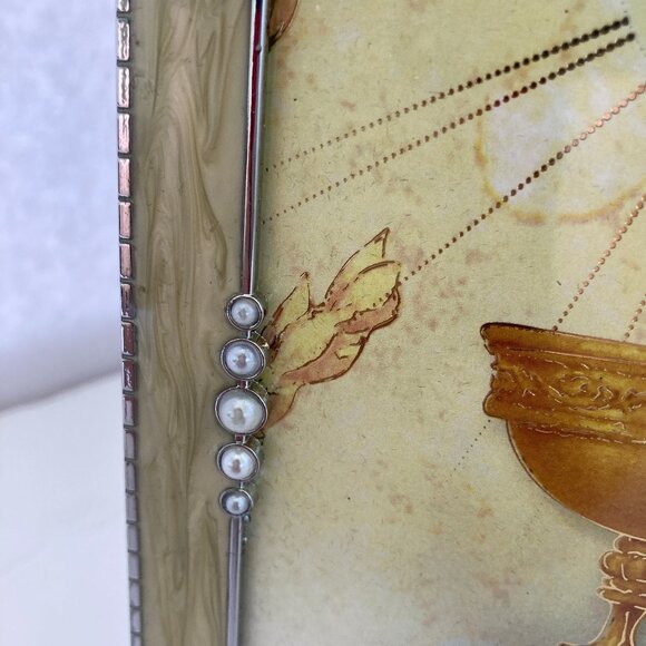 W.J. Hirten  First Communion Girl/Chalice Photo Frame - Picture 3 of 3